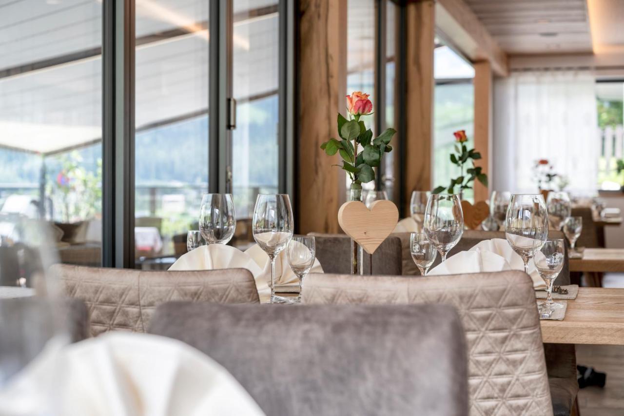 Cafe-Restaurant Bettina Hotel Елмау Екстериор снимка
